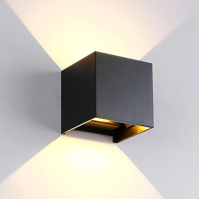 CUBE 10W Black LED Wall light